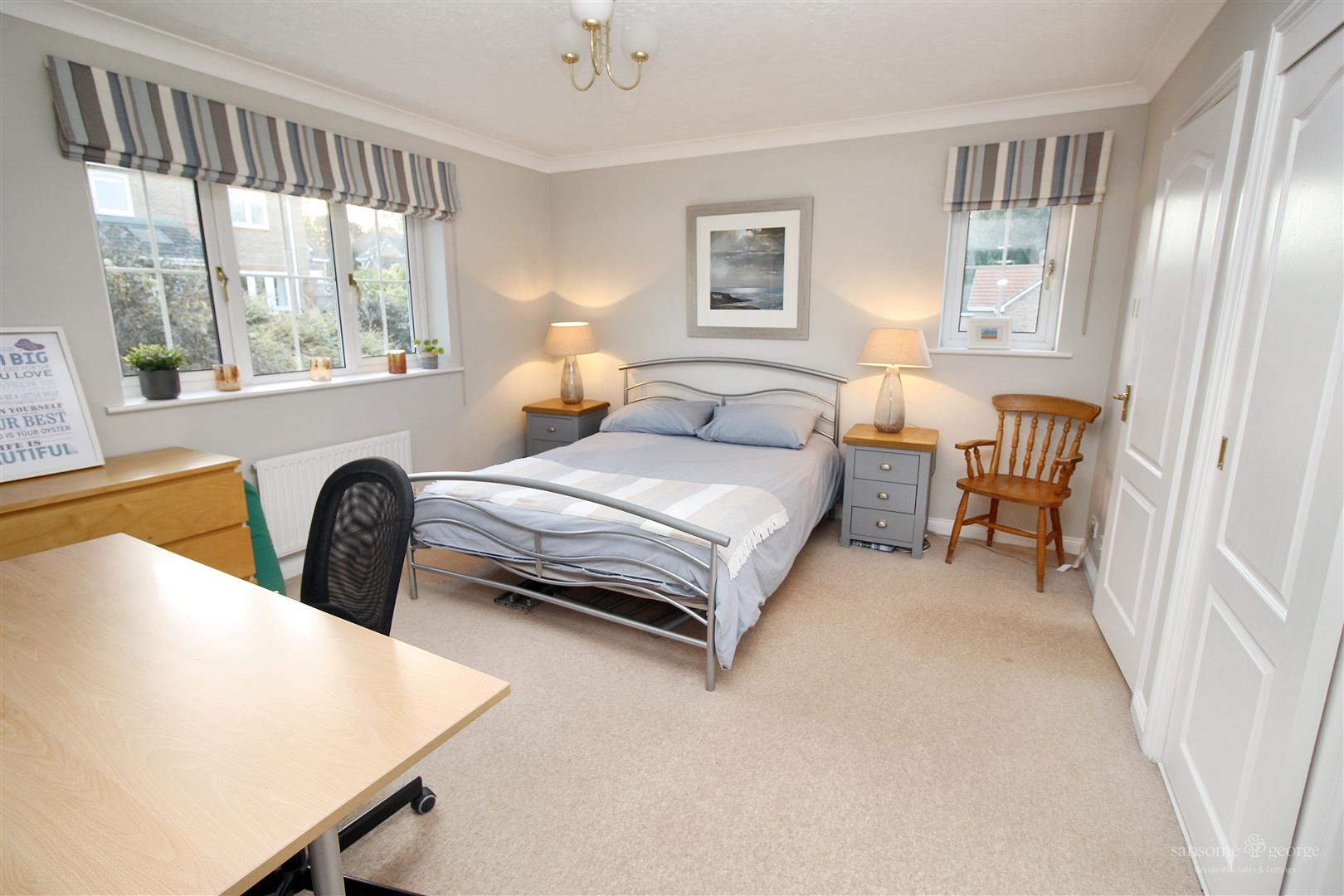 Roebuck Rise, Tilehurst, Reading